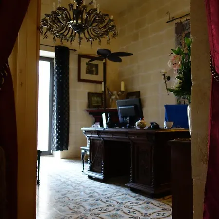 Topking Apartment